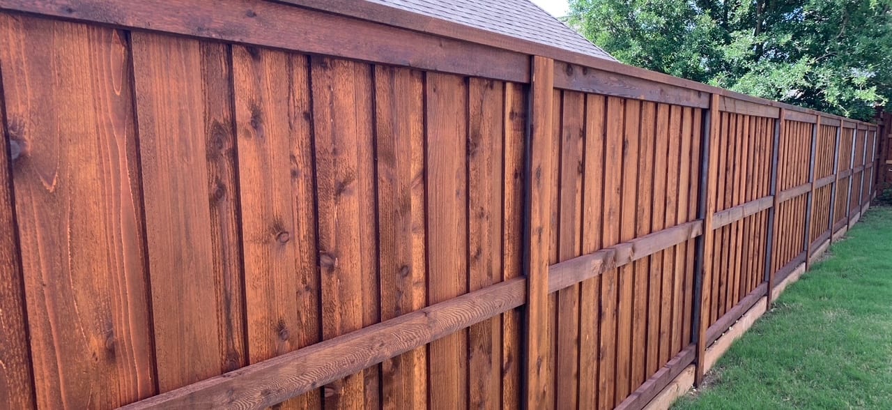 New wood fence installation in Fulshear TX backyard